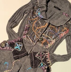 Grifflin Paris Long Mohair Whimsical Embroidered Sweater Medium Stretchy